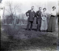 1900-1907 ca CHRISSY CROIL (m. Vlasto) PHOTOGRAPHS OF CROIL AND MITCHELL FAMILY Unidentified relations perhaps In or near Milwaukee or the St Lawrence River near Montreal 03